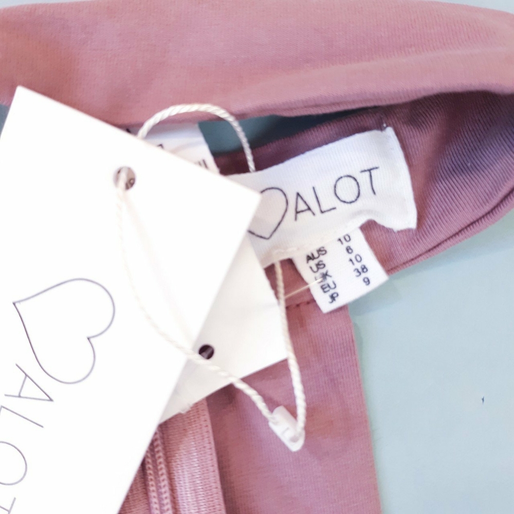 Sold Soft mauve cut out plunging stretchy boho top - Picture 4 of 4